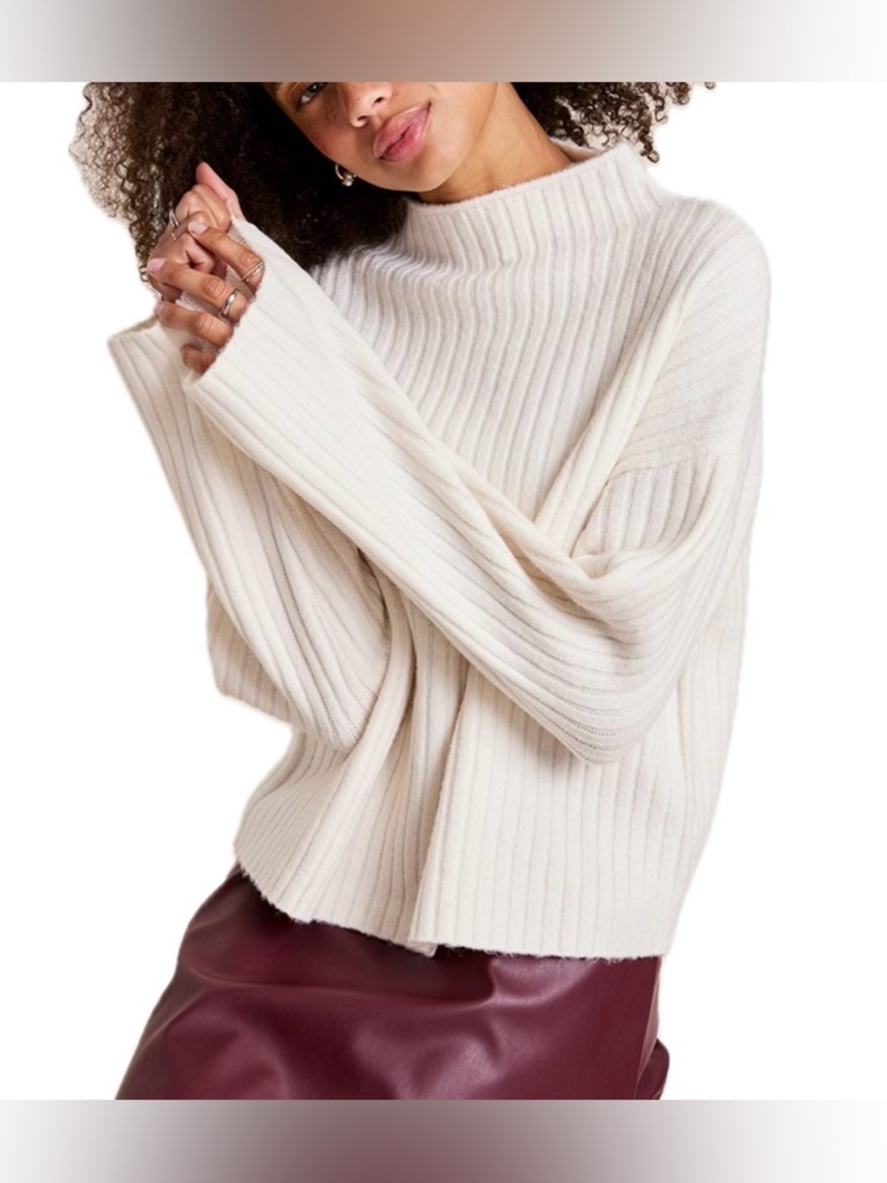 Francesca’s Lindsey Sweater. Size XS.